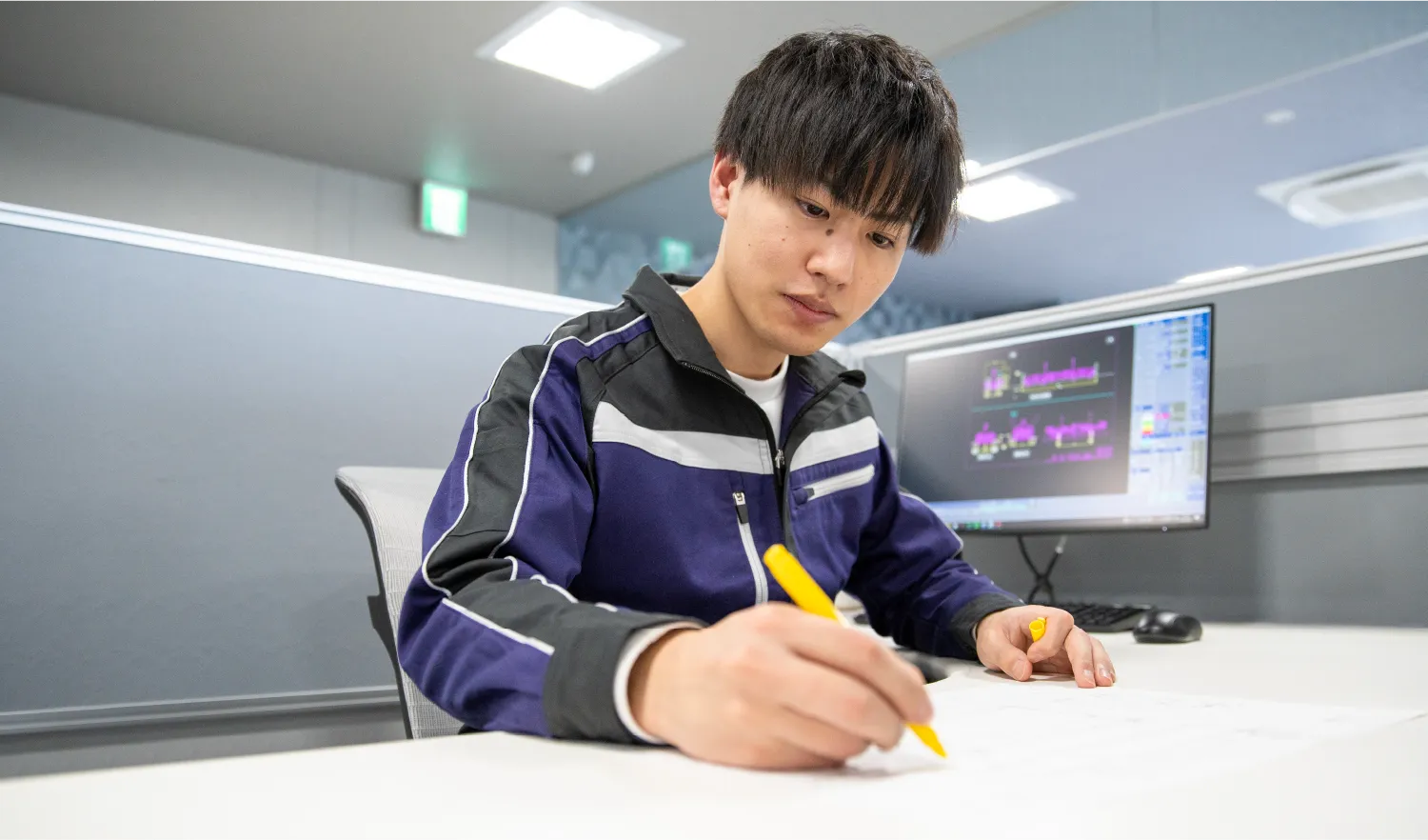 不二鉄工所の設計の仕事は、個人競技というよりチーム競技です。